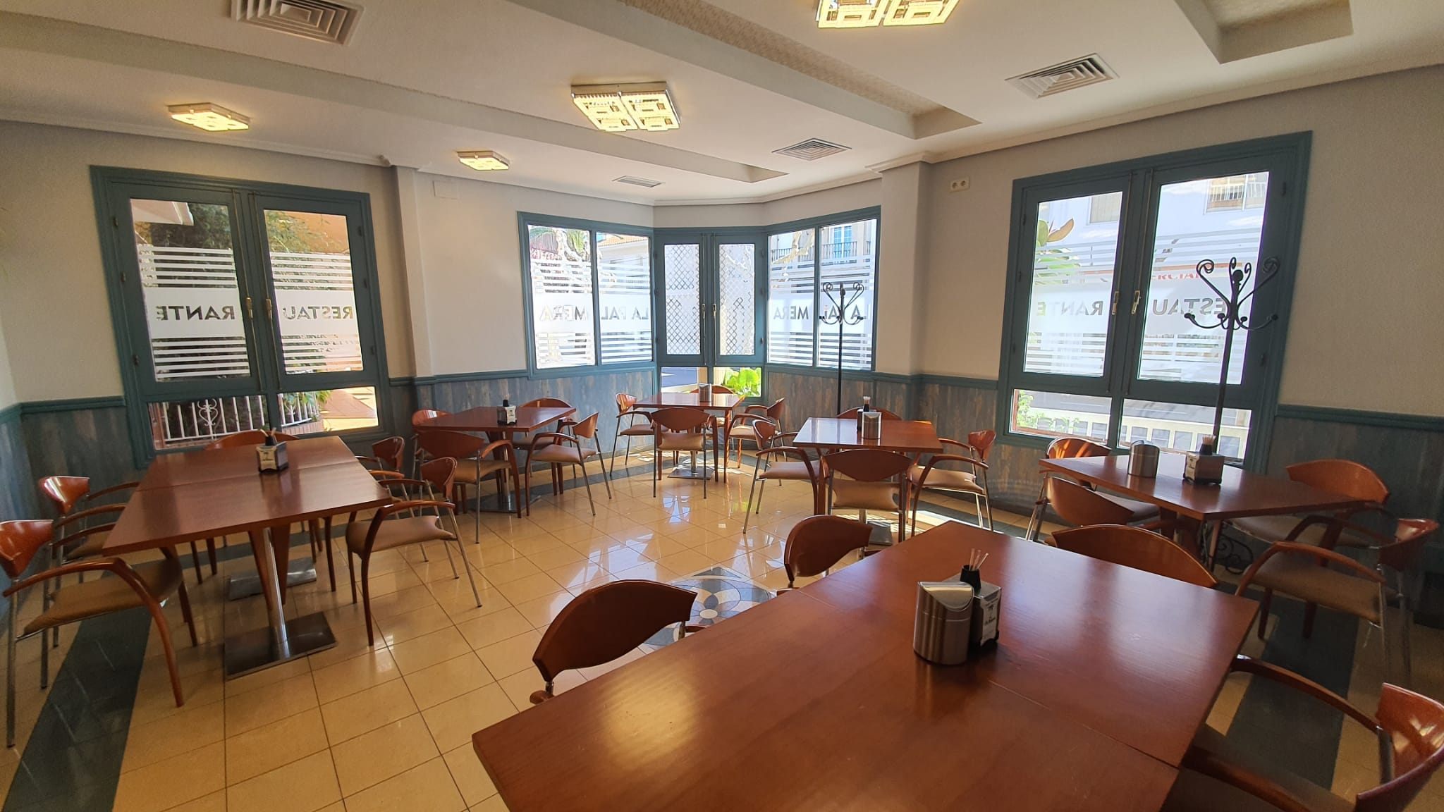 BarCafetería en Miajadas (Cáceres) HOSTELERÍA LA PALMERA